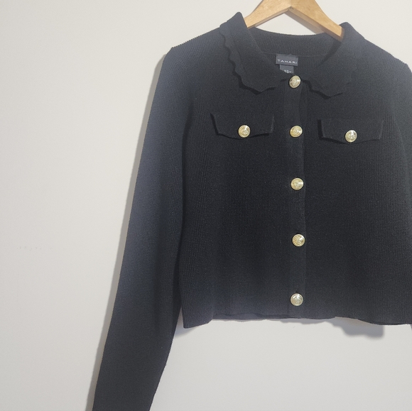 Tahari Black Cropped Textured Knit Cardigan Scalloped Collar Gold Buttons XS - Picture 2 of 7